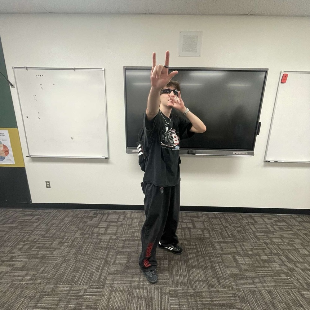 Meet your Posher, Joshua